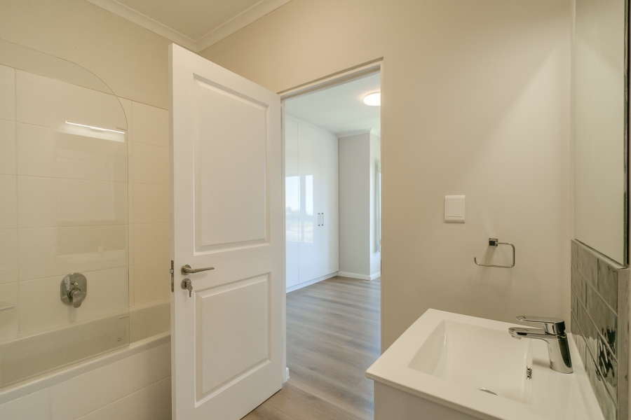2 Bedroom Property for Sale in Kommetjie Western Cape